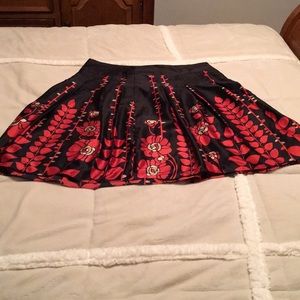 Cute red and black flower skirt!